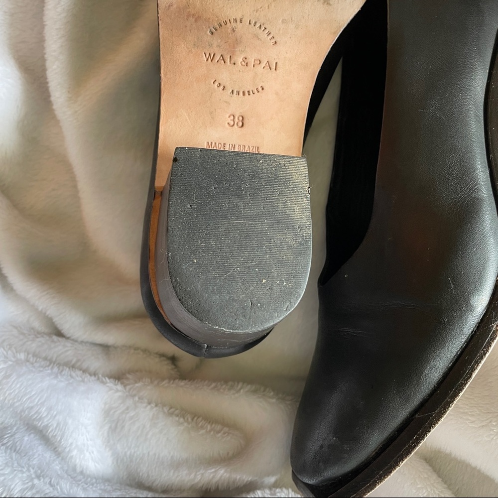 Wai & Pai Oak Pump Black Square Toe Block Heel Size 38 - Picture 4 of 8